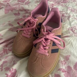 Adidas Gazelle Bold 'Pink Glow
Gum' Sneaker